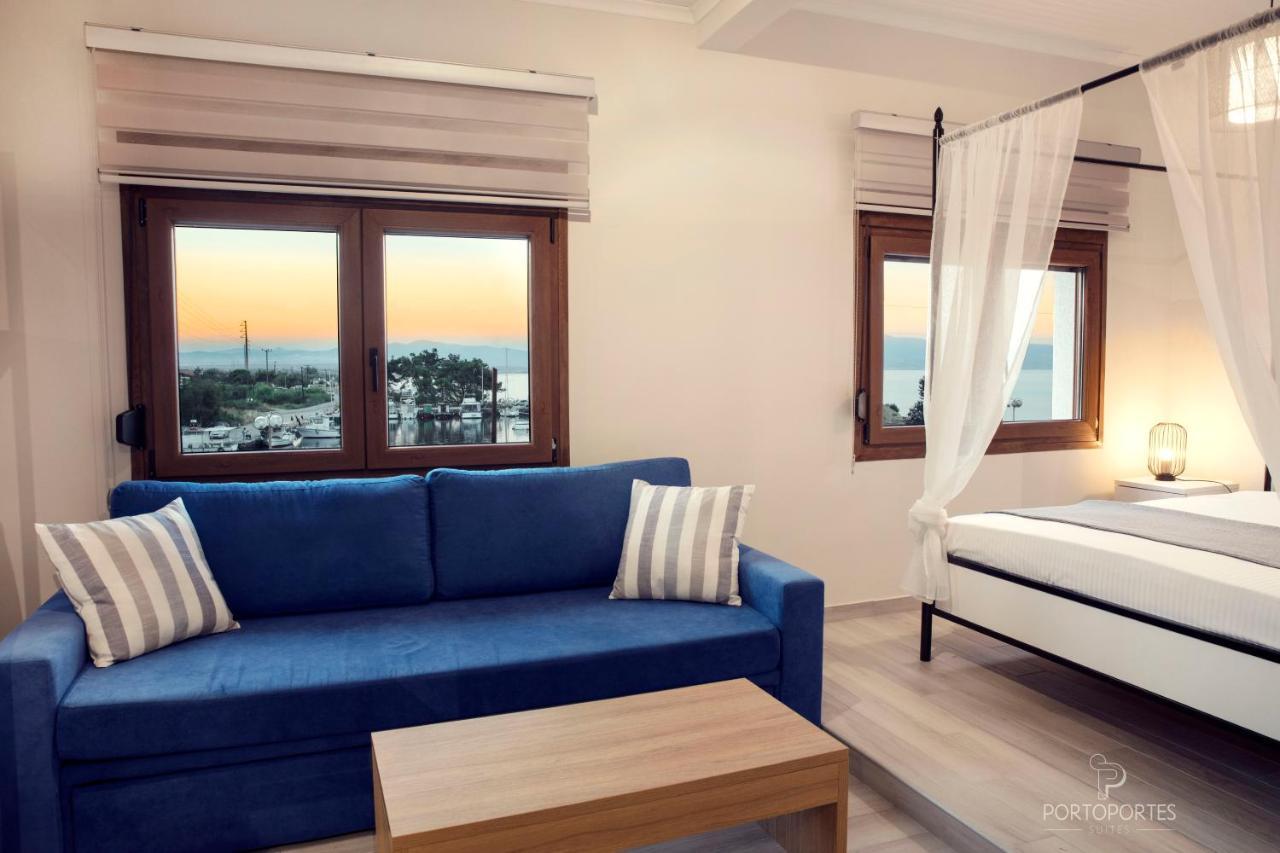 Porto Portes Suites Néa Poteídaia Eksteriør bilde