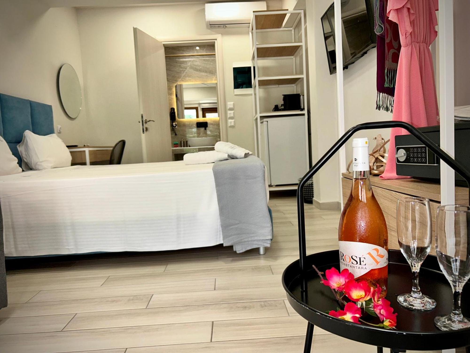 Porto Portes Suites Néa Poteídaia Eksteriør bilde