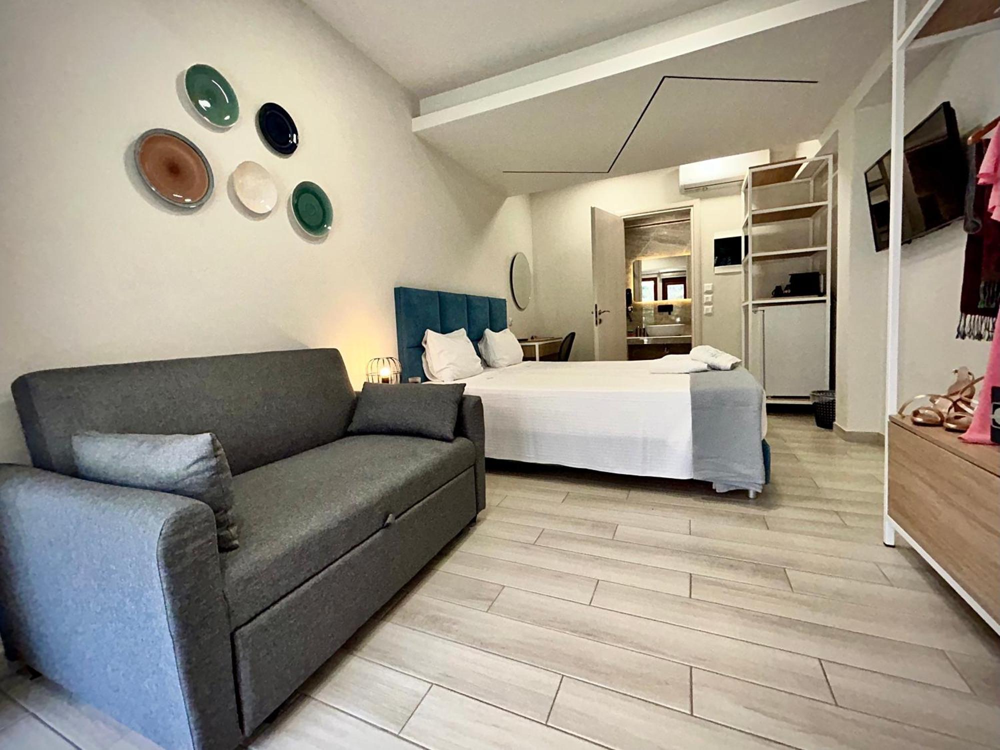 Porto Portes Suites Néa Poteídaia Eksteriør bilde